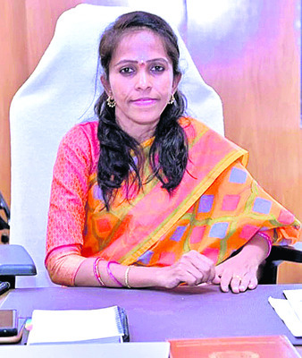 డివైడర్లు నిర్మించాలి
2