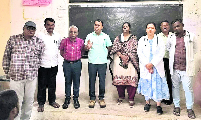 ఖర్గే సభకు తరలిరావాలి2