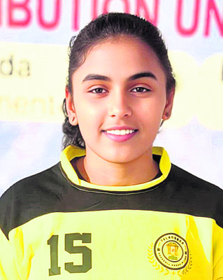 జాతీయ పోటీలకు మాధవి
1