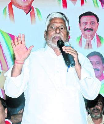 డబుల్‌ ఇంజిన్‌ సర్కార్‌తో లాభం లేదు1