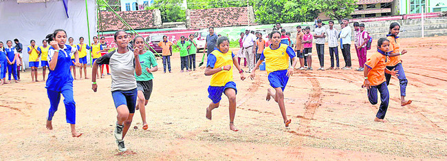 ఆలయాల   పునర్నిర్మాణానికి నిధులు1
