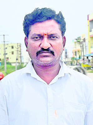 ఎవరికి చెప్పాలో తెలియడంలేదు
1
