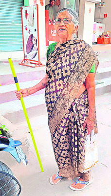 తొలిరోజే తాళాలు2