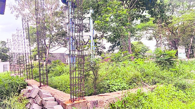 భోజనశాలలు పూర్తి చేయరూ!1