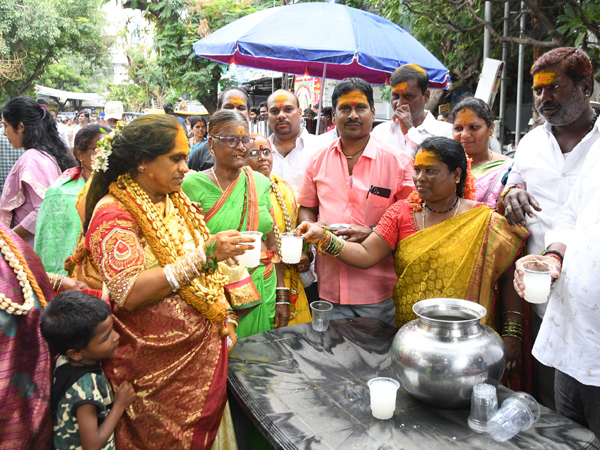 Bonalu Festival 2025 : Balkampet Yellamma Kalyanam 2025 Photos14