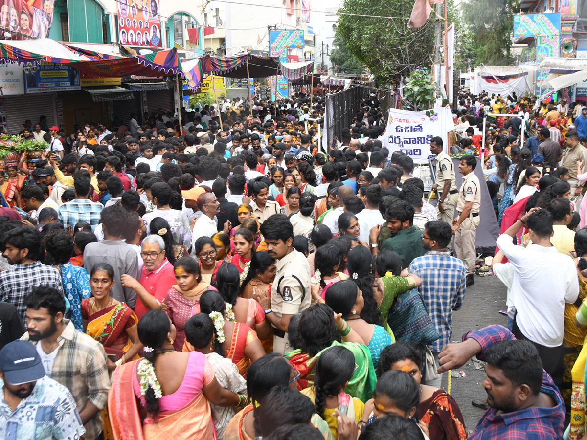 Bonalu Festival 2025 : Balkampet Yellamma Kalyanam 2025 Photos8
