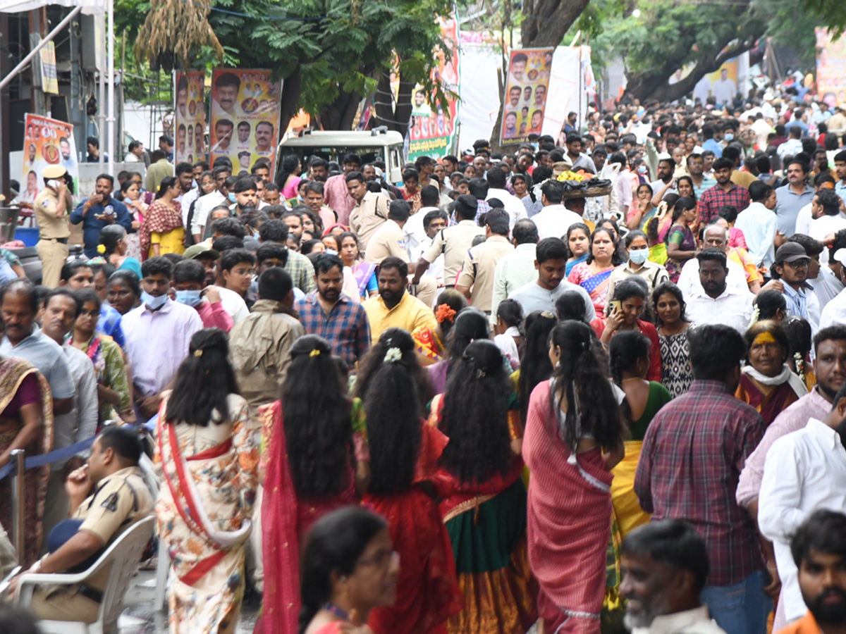 Bonalu Festival 2025 : Balkampet Yellamma Kalyanam 2025 Photos9