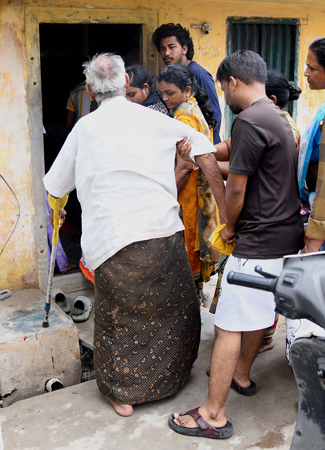 Ration Shops Re Open In Andhra Pradesh Photos24