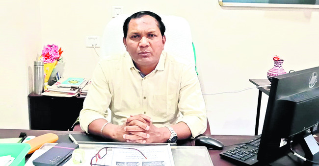 ఒత్తిళ్లకు తలొగ్గొదు..
1