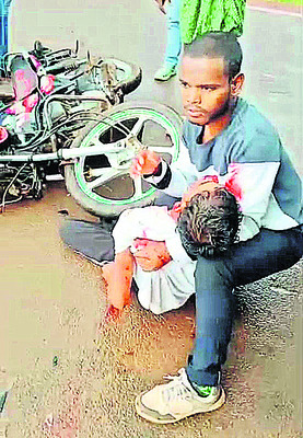నాగుపాముని మింగిన మందుబాబు 2