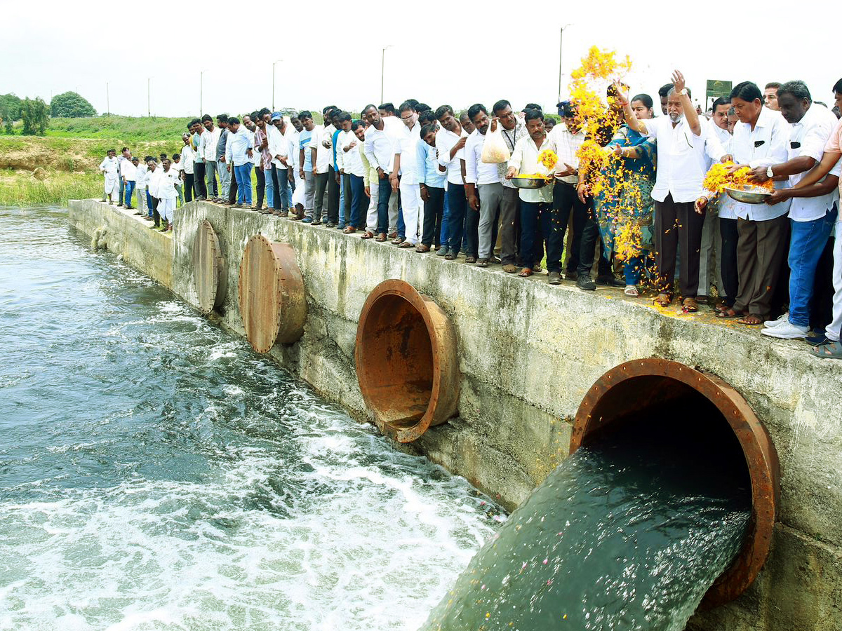 Best Photos of The Week in AP and Telangana Photo Gallery30