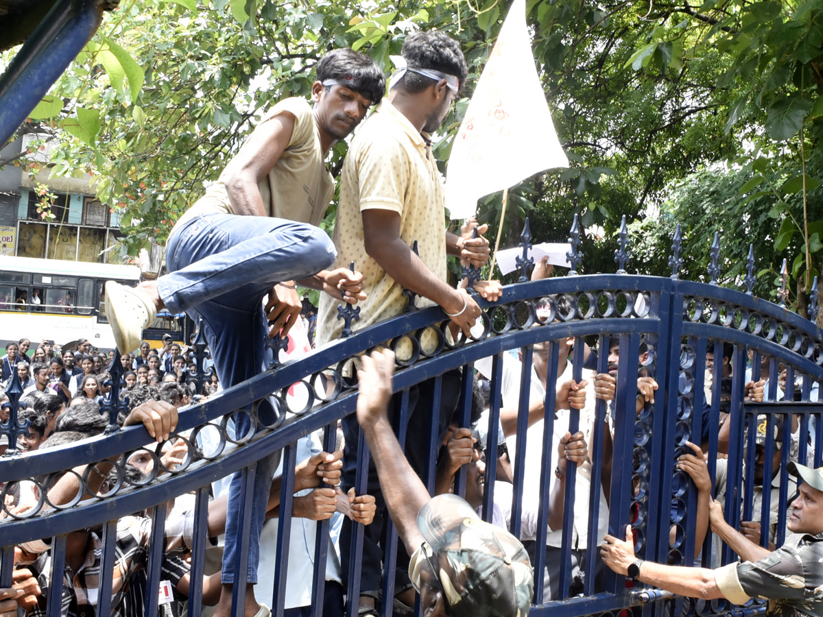 Best Photos of The Week in AP and Telangana Photo Gallery42
