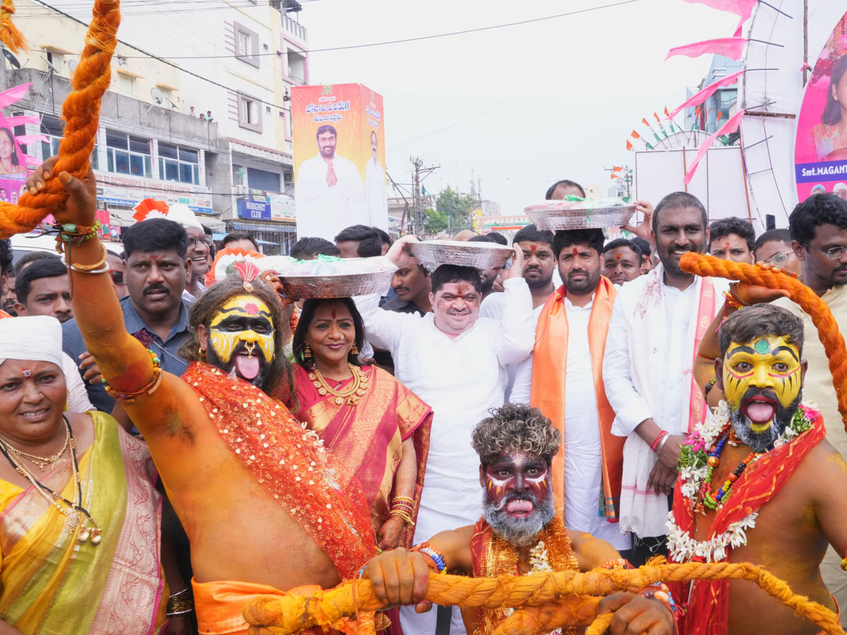 bonalu festival in hyderabad 2025 Photos28
