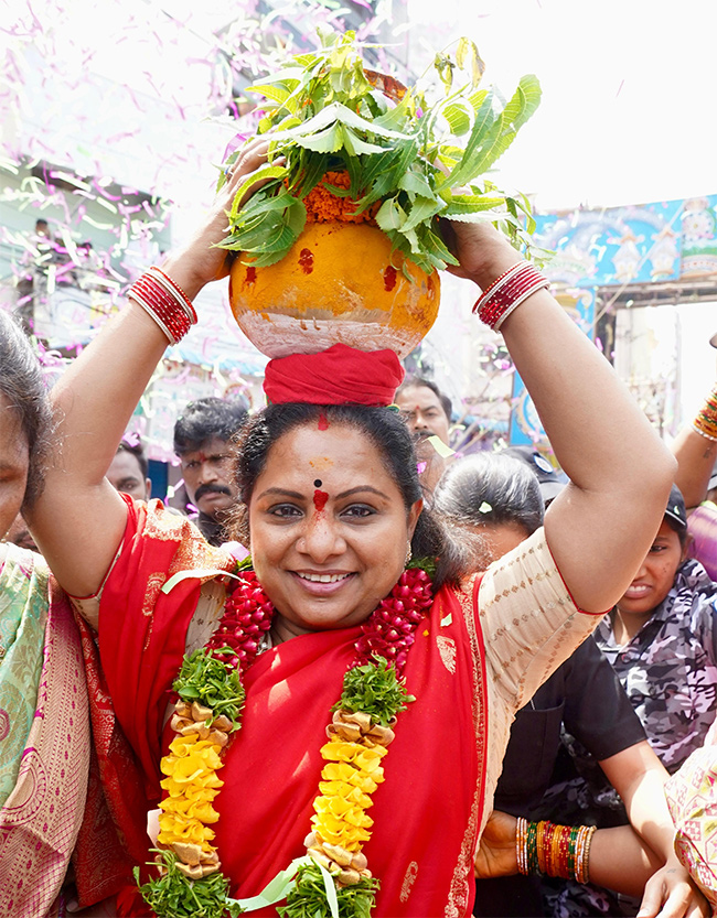 bonalu festival in hyderabad 2025 Photos10