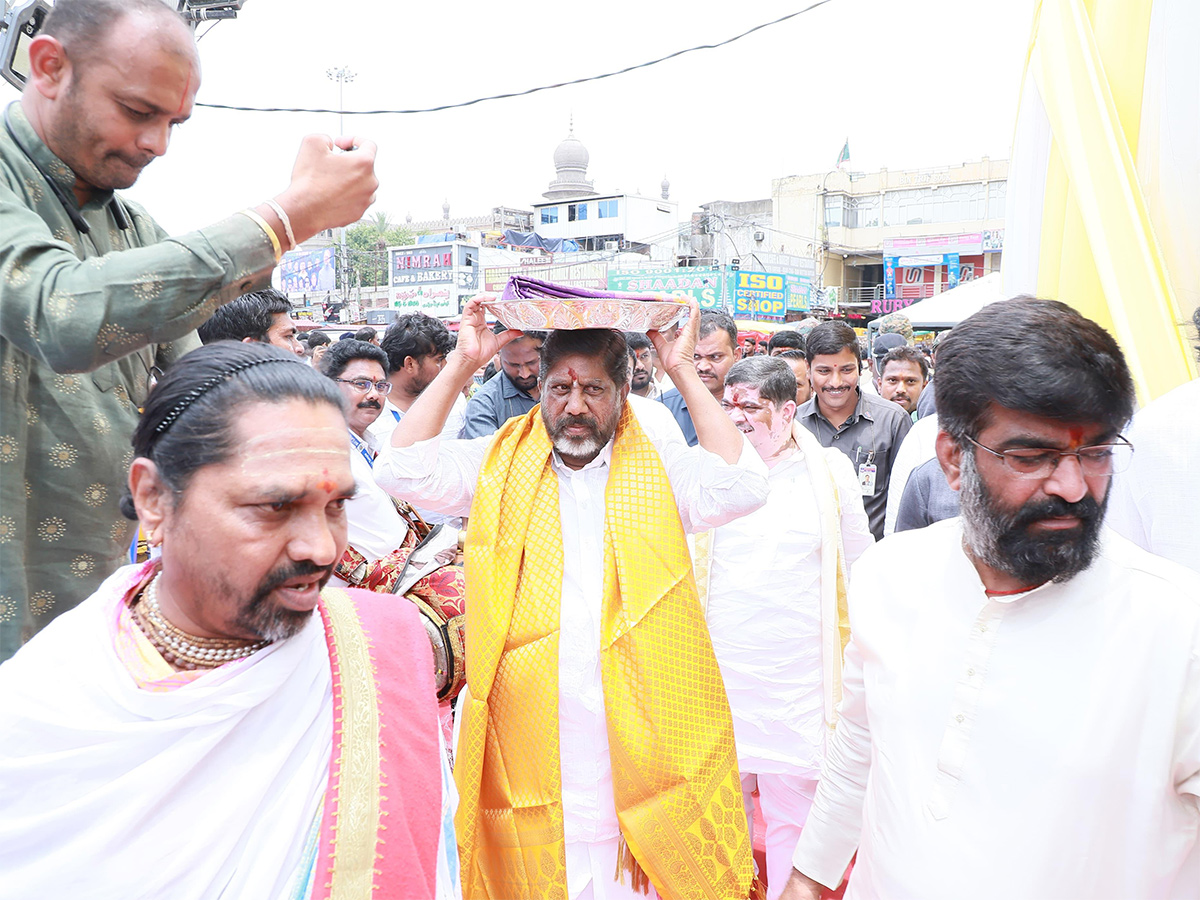 bonalu festival in hyderabad 2025 Photos13