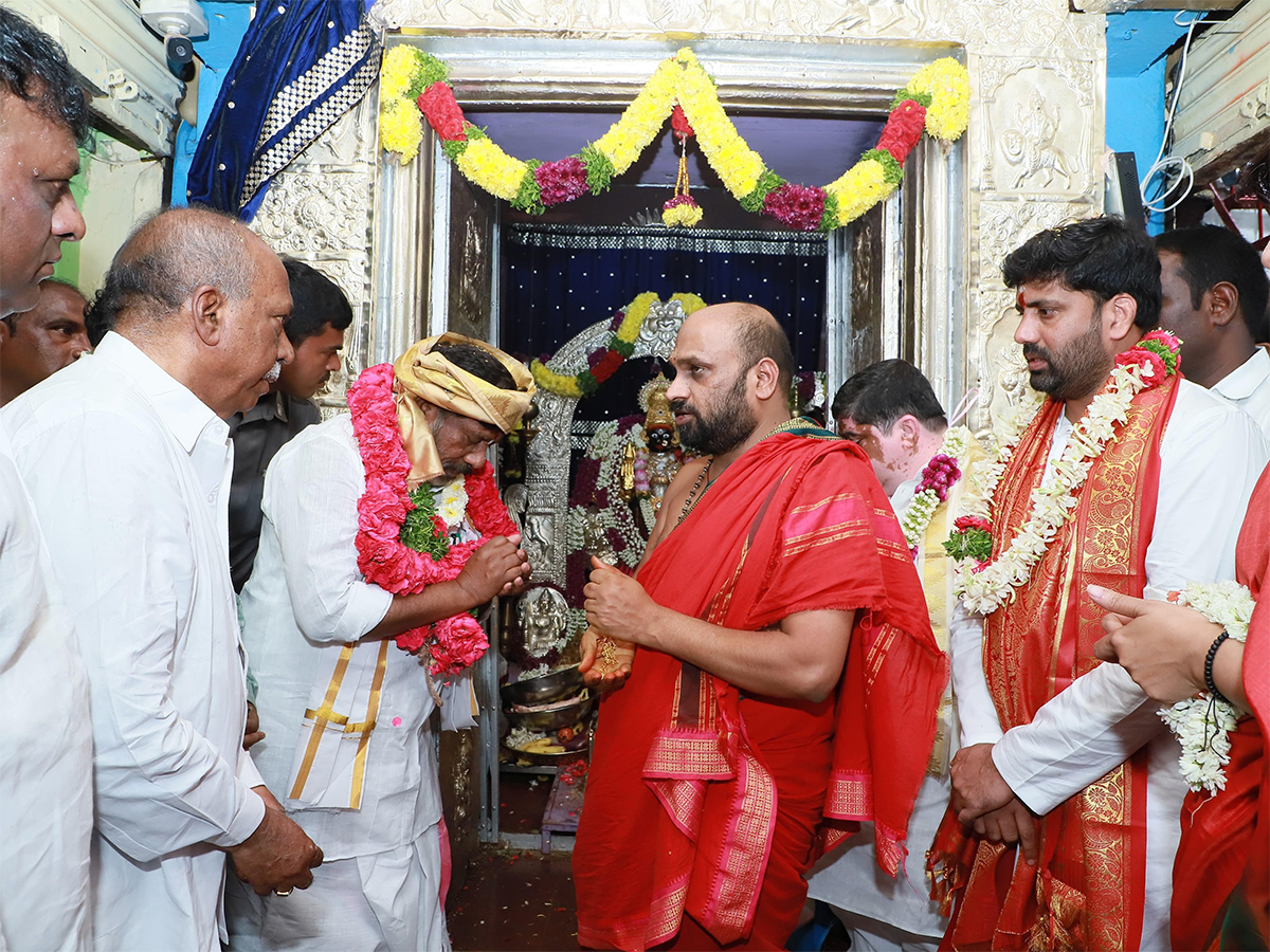 bonalu festival in hyderabad 2025 Photos15