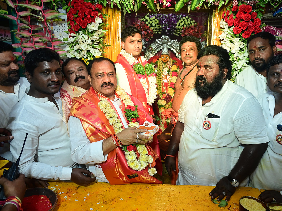 bonalu festival in hyderabad 2025 Photos16
