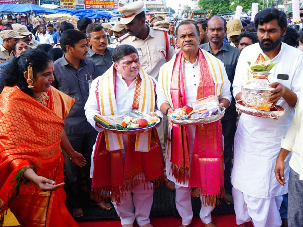 bonalu festival in hyderabad 2025 Photos2