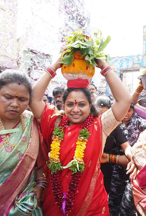 bonalu festival in hyderabad 2025 Photos6