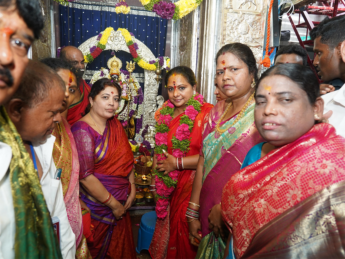 bonalu festival in hyderabad 2025 Photos7