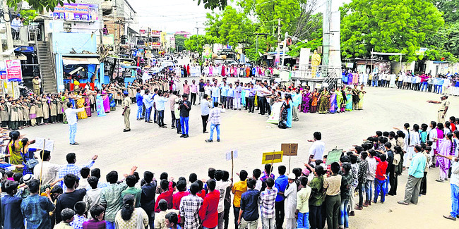 సమష్టి కృషితోనే ప్లాస్టిక్‌ రహిత సమాజం 1