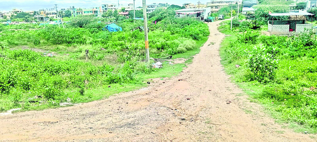 చెరువు కబ్జా1