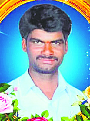 ఢిల్లీ సీఎంకు ఆచారి శుభాకాంక్షలు
1