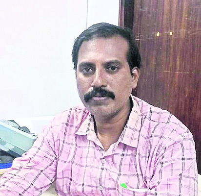 మీటర్‌ రీడర్లపై స్మార్ట్‌ కత్తి 5