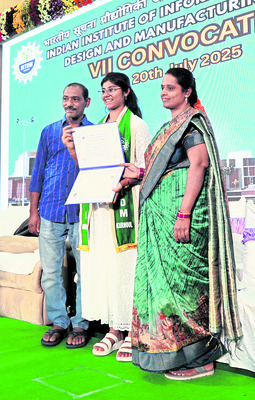 అట్టహాసంగా ‘పట్టా’భిషేకం6