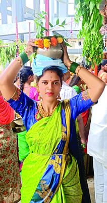 బోనమెత్తిన ఇందూరు4