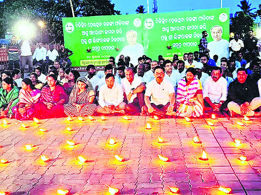 దద్దరిల్లుతున్న బొలొంగా7