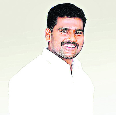 ‘హద్దు’లు దాటిన అక్రమాలు
11