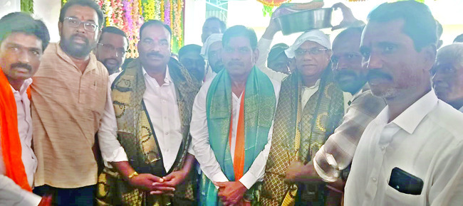 హోరెత్తిన ఎల్లారెడ్డి పట్టణం 5