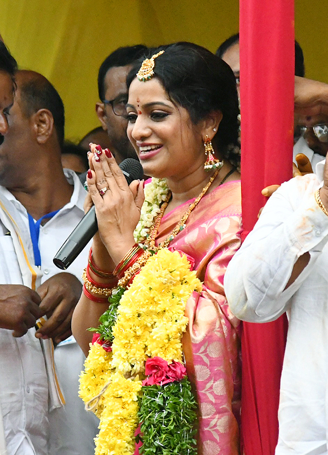 Devotional : Bonalu 2025 Festival in Telangana Photos25