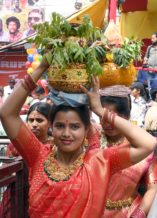 Devotional : Bonalu 2025 Festival in Telangana Photos27
