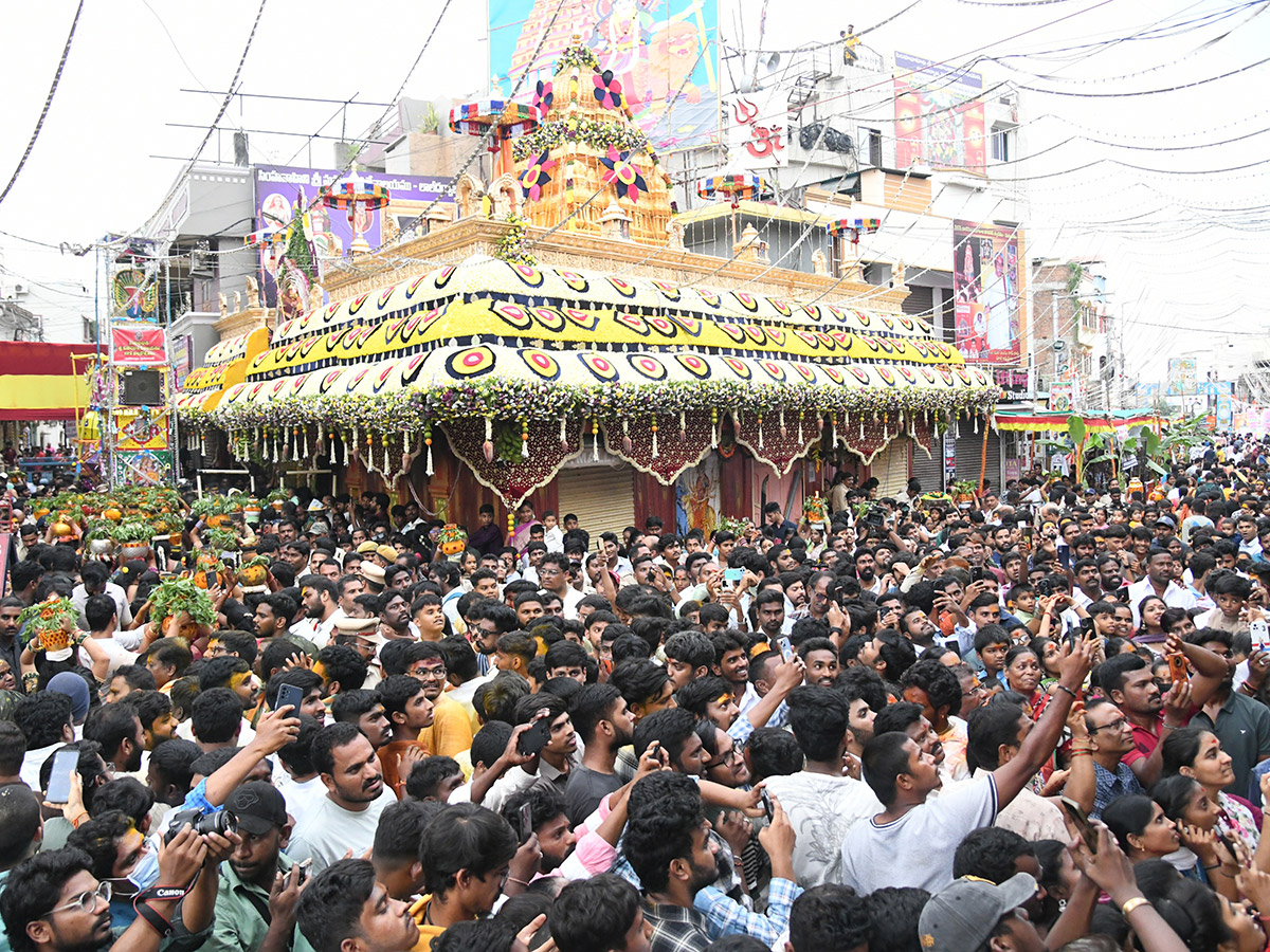 Devotional : Bonalu 2025 Festival in Telangana Photos7