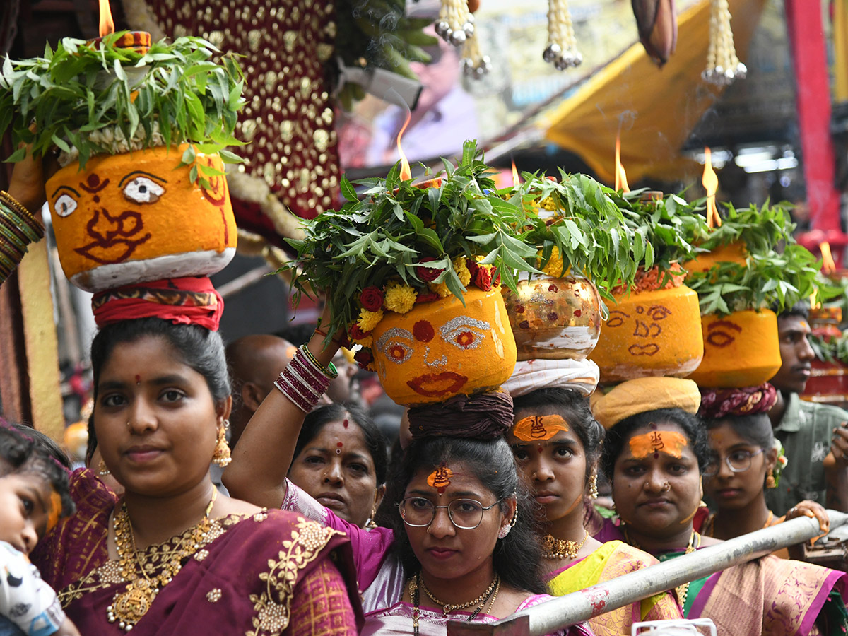 Devotional : Bonalu 2025 Festival in Telangana Photos11