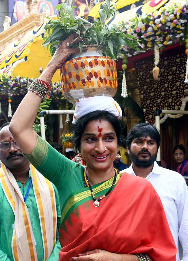 Devotional : Bonalu 2025 Festival in Telangana Photos14