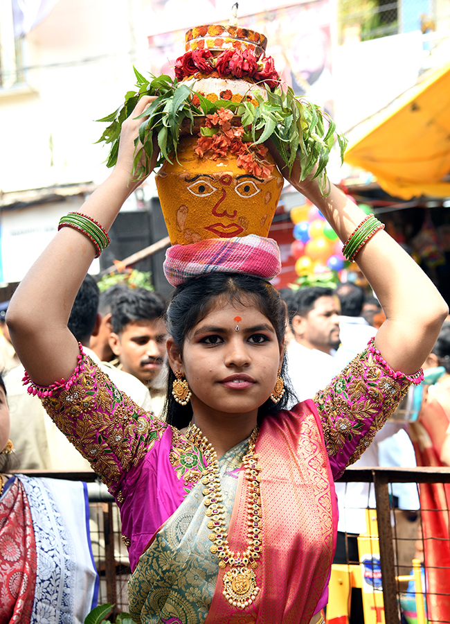 Devotional : Bonalu 2025 Festival in Telangana Photos17