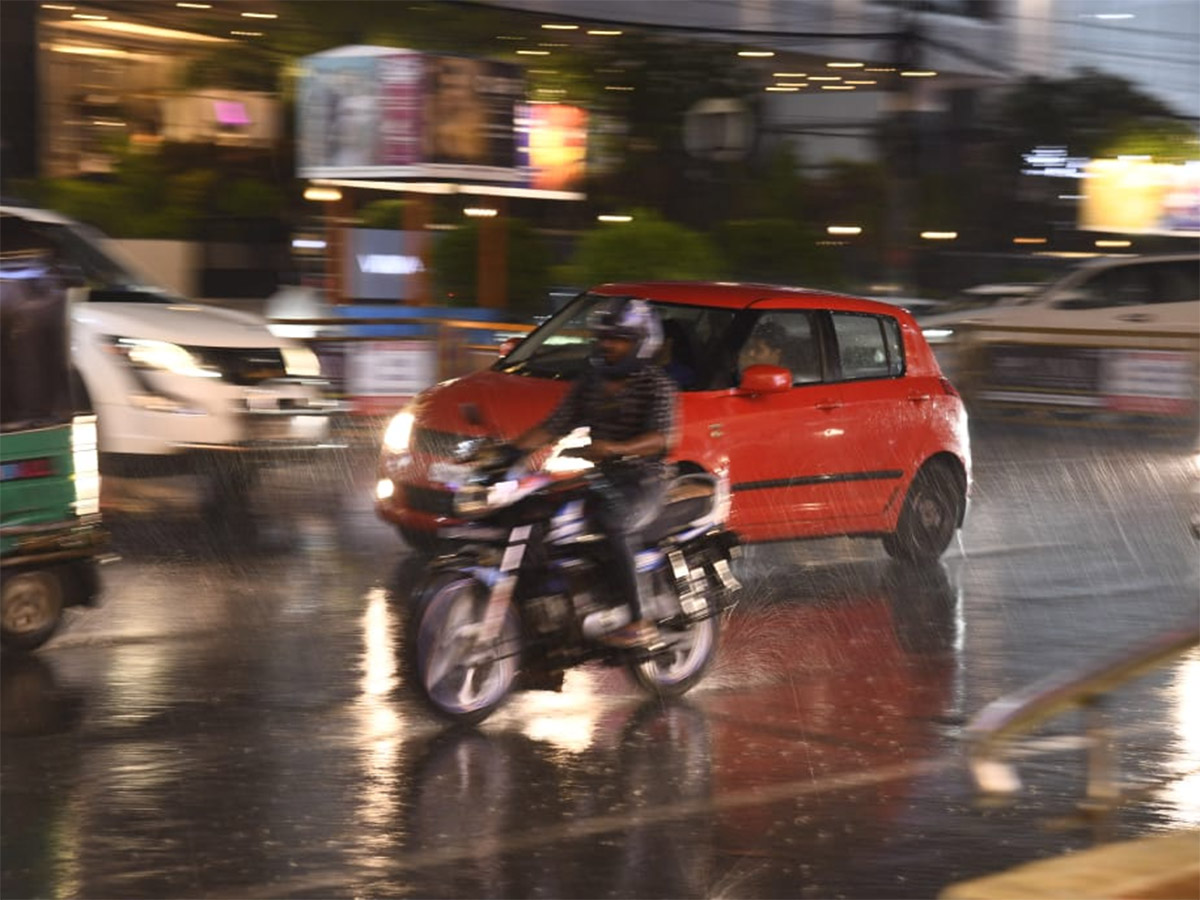 Heavy Rain in Vijayawada Today Photos10