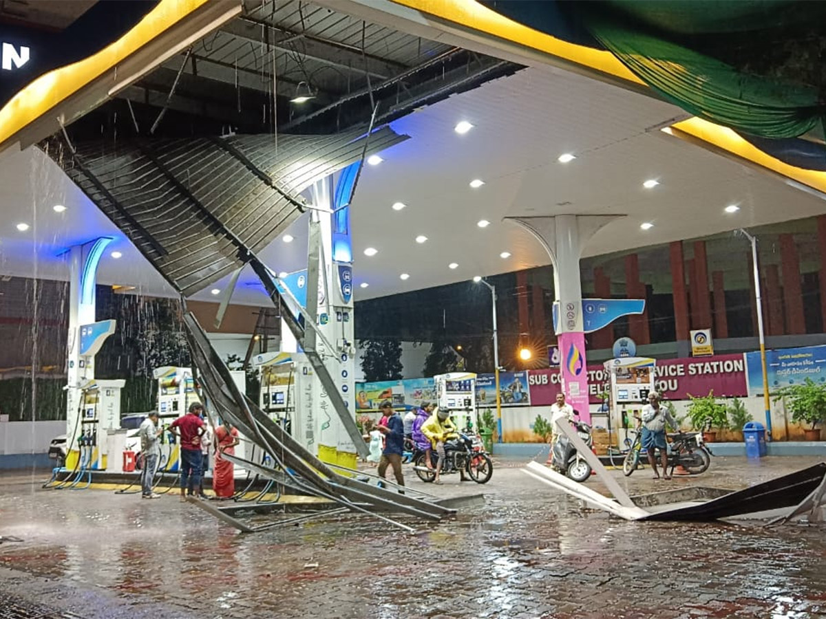 Heavy Rain in Vijayawada Today Photos29