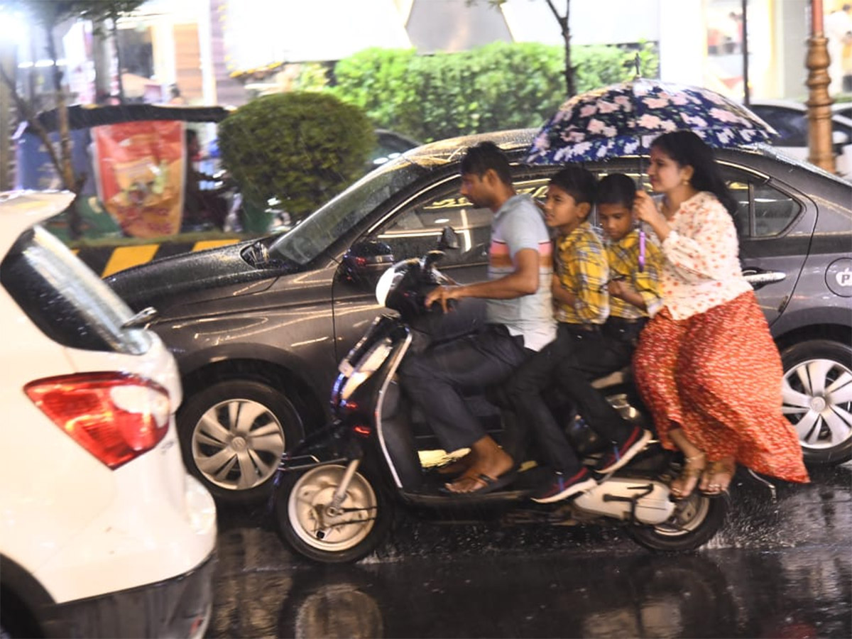 Heavy Rain in Vijayawada Today Photos6