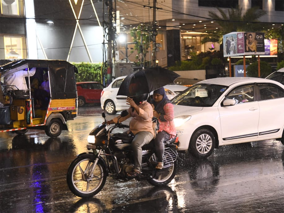 Heavy Rain in Vijayawada Today Photos7
