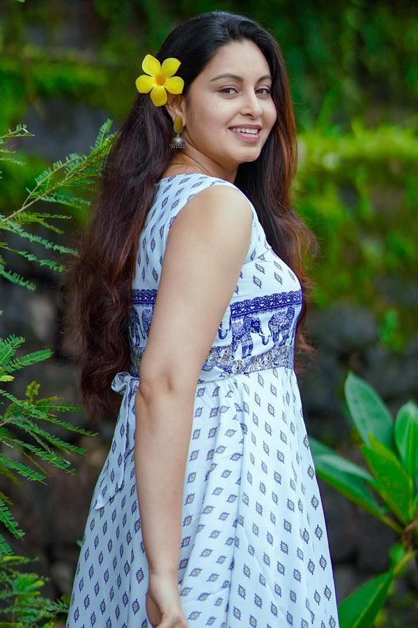 Tollywood Actress Abhinaya enjoying Her Kerala vacation Photos5