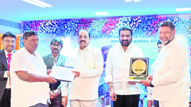 ఎనలేని సహకారం1