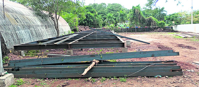 జోరుగా టీబీ డ్యాం గేట్ల నిర్మాణ పనులు1