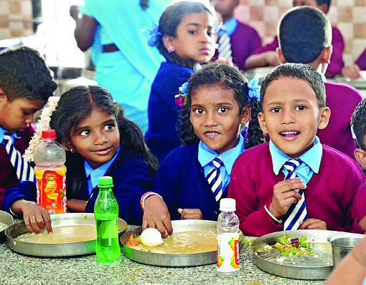 కాలే కడుపు.. అన్నం కరువు1