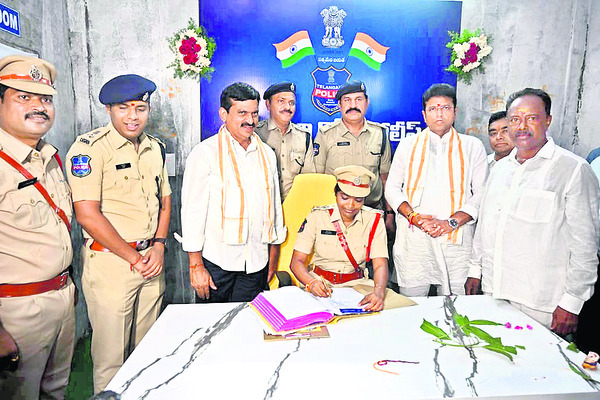 శాంతిభద్రతల పర్యవేక్షణకు కృషి1