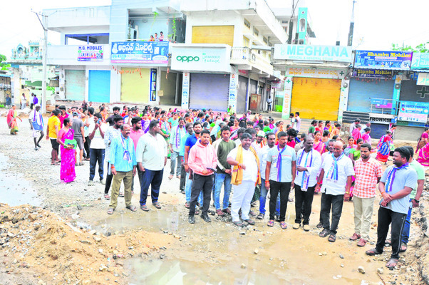 ఎన్నికల్లో గెలుపే  లక్ష్యంగా పనిచేయాలి   
1
