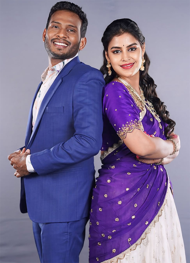 Bigg Boss fame Sonia Akula announced her pregnancy13